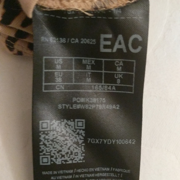 Guess animal print drop short sleeve top size M - Picture 3 of 4